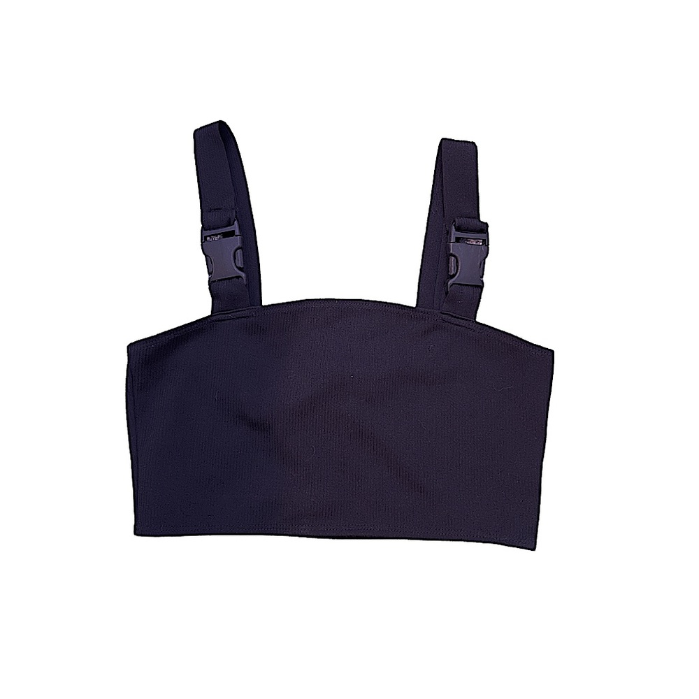 BUCKLE STRAP CROP TOP